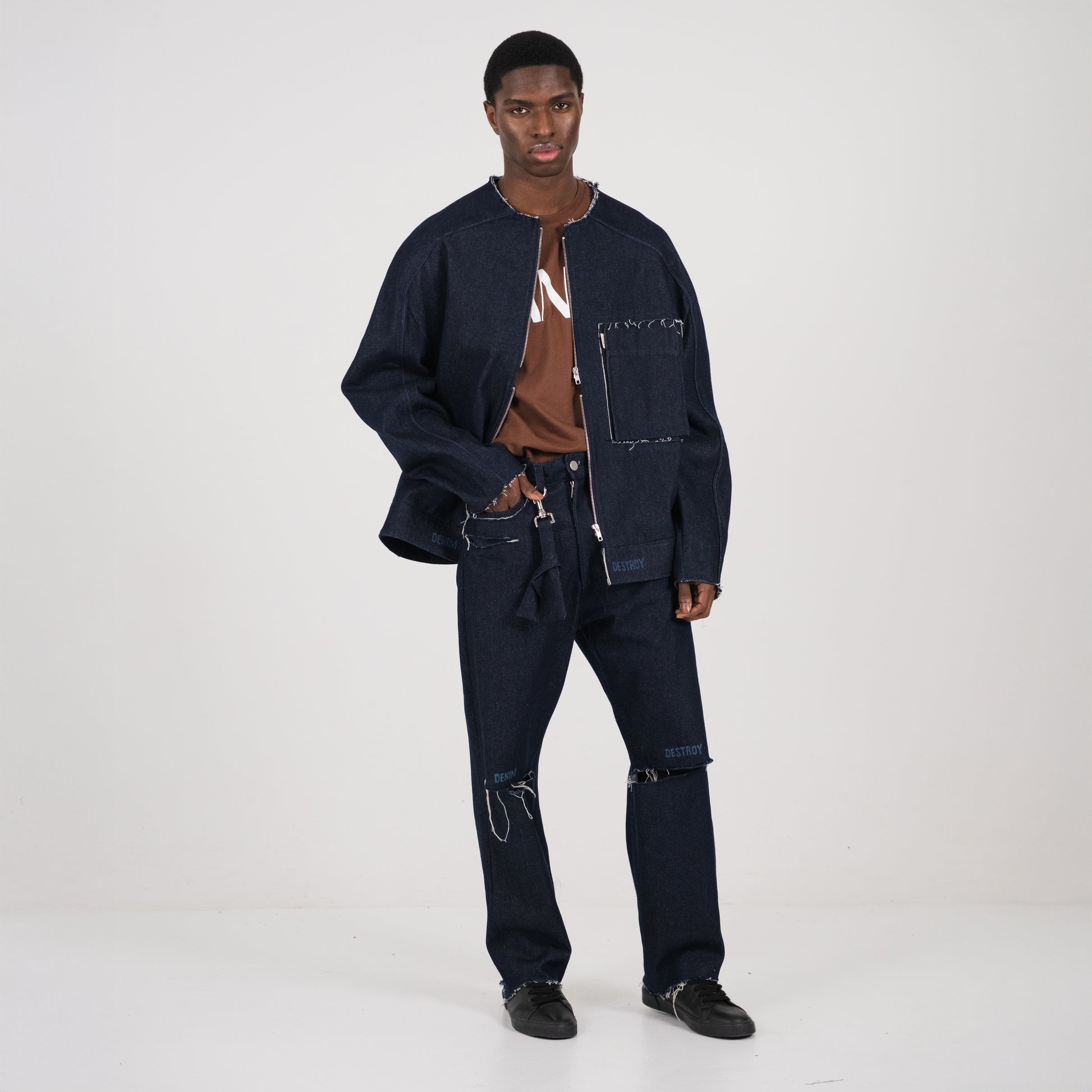 LE PANTALON DENIM DESTROY